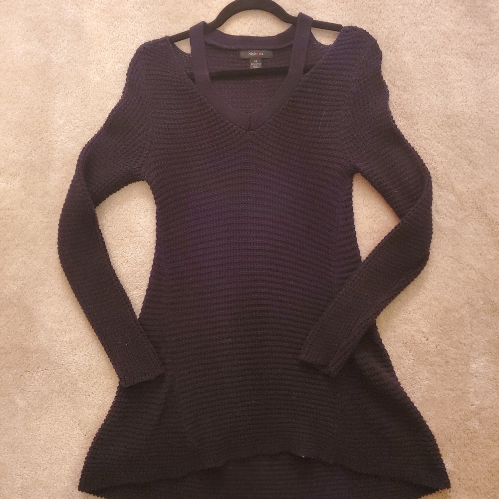 Shoulder Cut-out Sweater